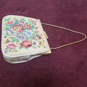 Floral Embroidered Women's Bag